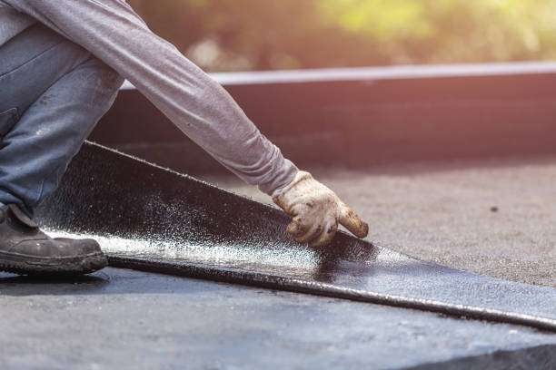 Professional Vapor Barrier Installation technician working in Brant, MI